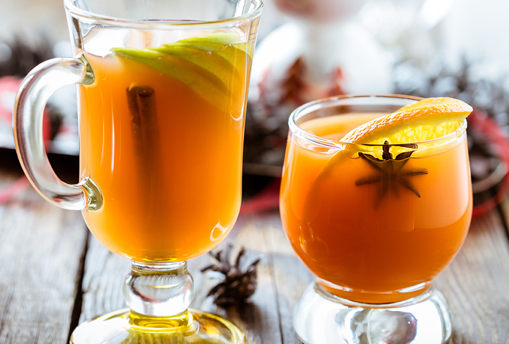 Mulled Pear and Rum Cocktail